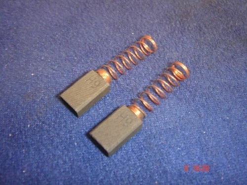Pair carbon brushes for aeg - of,